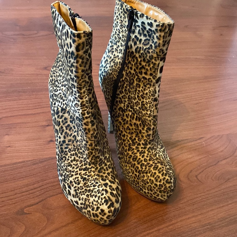 Suede leopard ankle boots